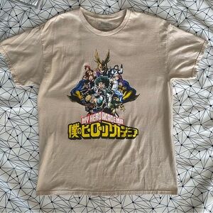CrunchyRoll My Hero Academia tee size Large